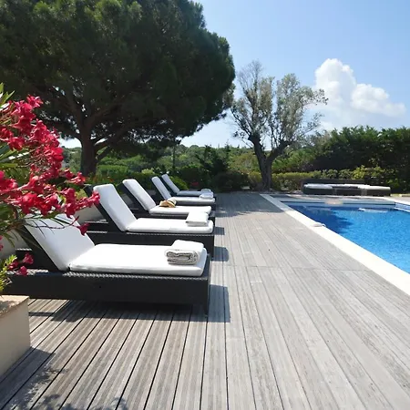 Britana By The Pearls Collection Villa *