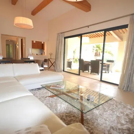 Villa Britana By The Pearls Collection