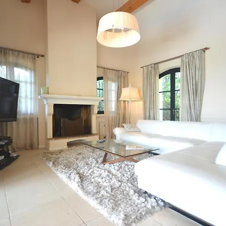 Villa Britana By The Pearls Collection