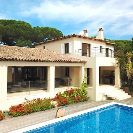Villa Britana By The Pearls Collection