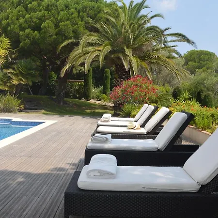 Britana By The Pearls Collection Saint-Tropez